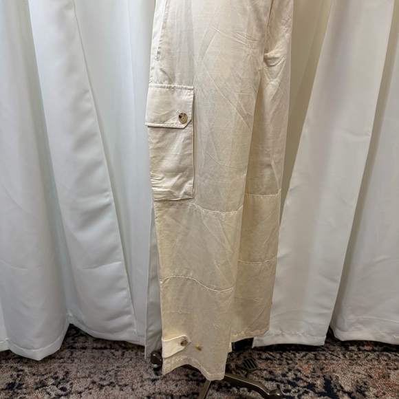 NWT Lauren Ralph Lauren ‘Women’s Shantung Wide-Leg Cargo Pants’ in Winter White - Picture 10 of 16